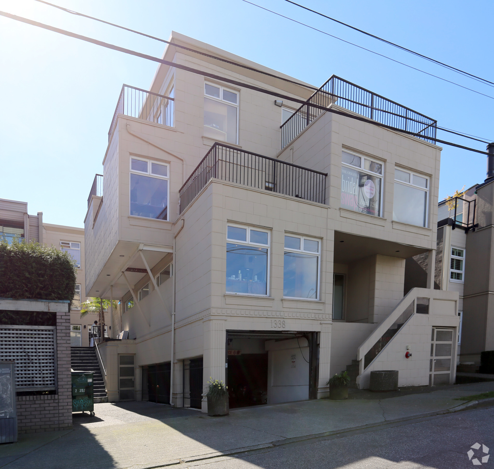 1338 W 6th Ave, Vancouver, BC à louer Photo principale– Image 1 sur 2