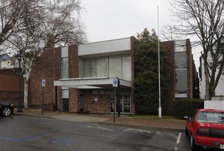 Plus de détails pour 41 Summit St, Oyster Bay, NY - Local d’activités à vendre
