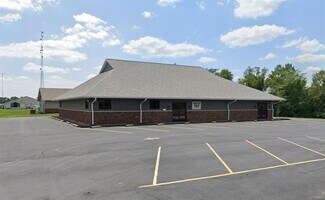 Plus de détails pour 3309 Water Tower Rd, Marion, IL - Spécialisé à vendre
