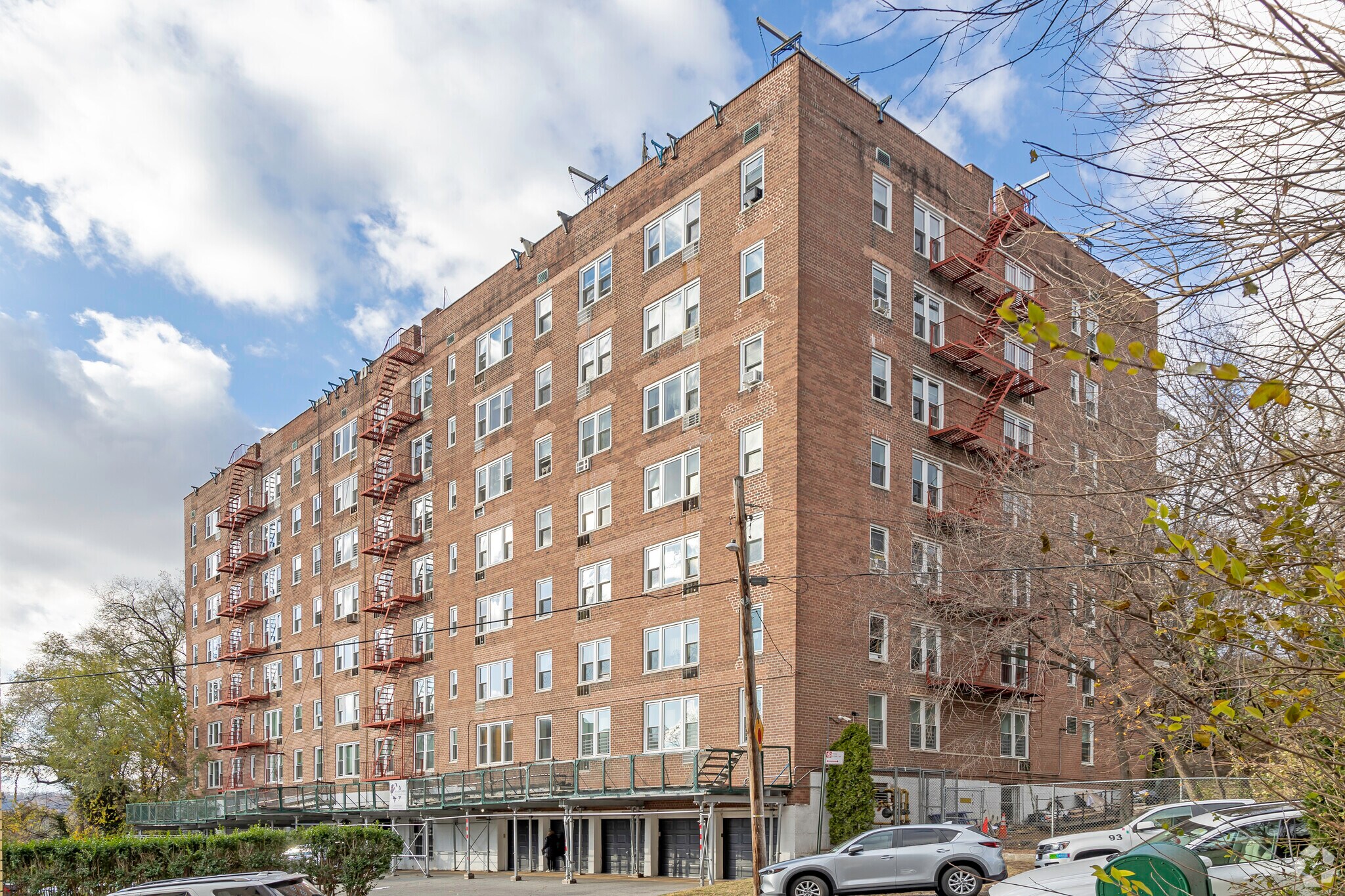 2711 Independence Ave, Bronx, NY à vendre Photo principale– Image 1 sur 7