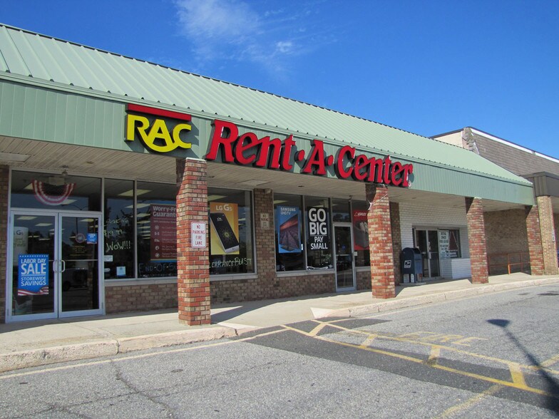 1214 Route 37 E, Toms River, NJ à louer - Photo de l’immeuble – Image 3 sur 4