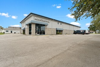 5938 Fort King Rd, Zephyrhills, FL à louer Photo de l’immeuble– Image 1 sur 23