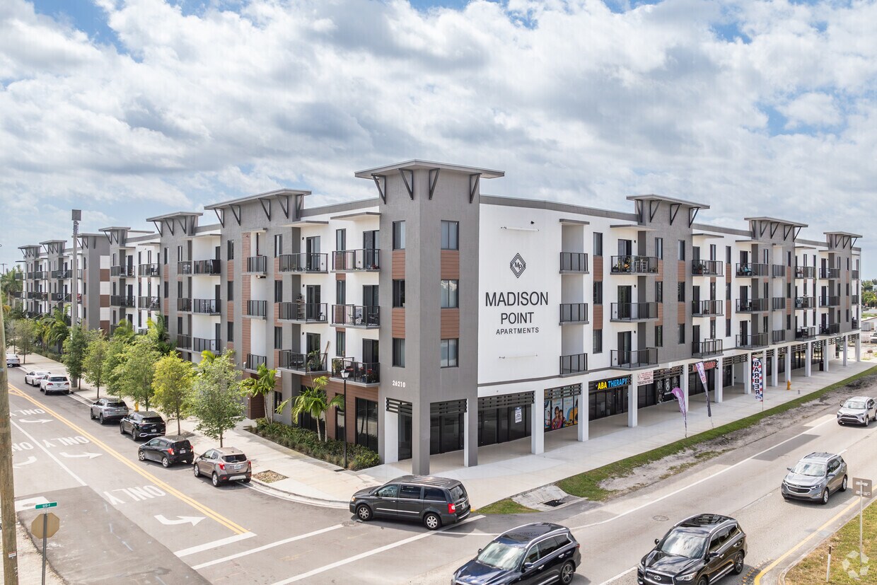 26215 S Dixie Hwy, Homestead, FL à louer Photo de l’immeuble– Image 1 sur 9