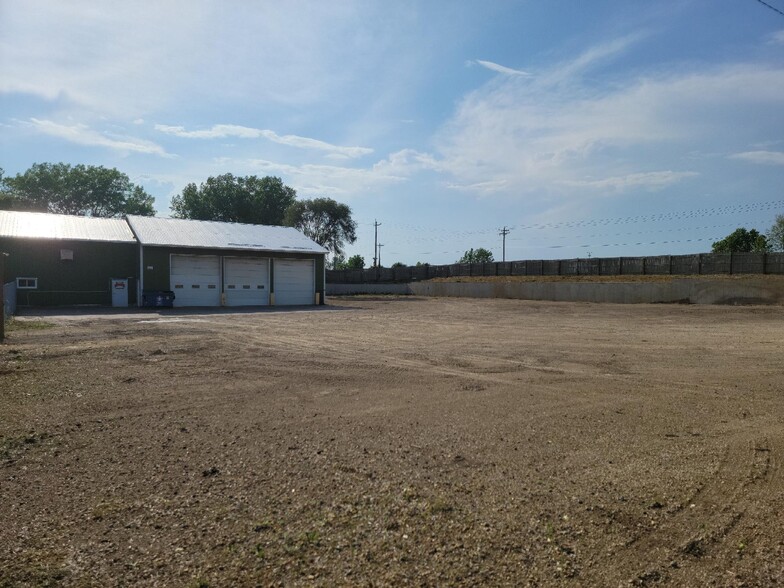 1315 Maras St S, Shakopee, MN à louer - Photo de l’immeuble – Image 1 sur 5