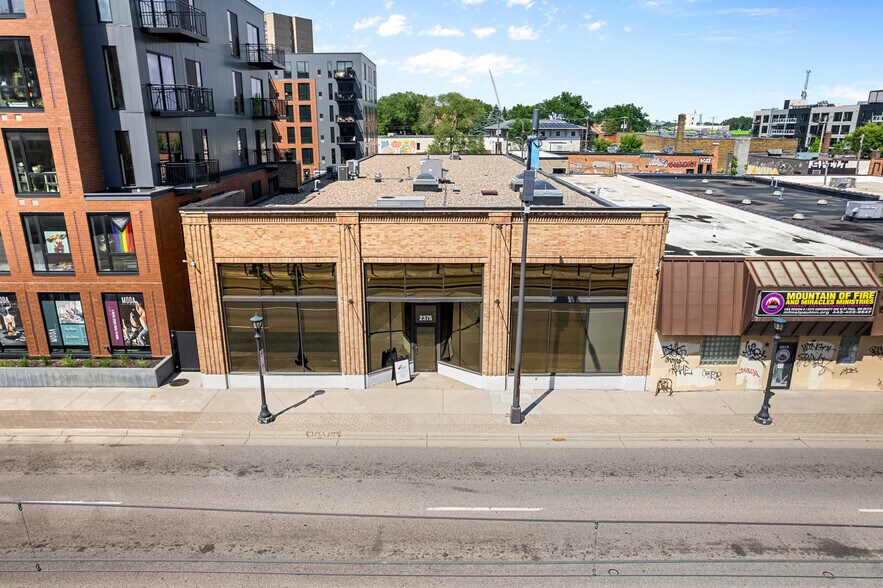 2375 W University Ave, Saint Paul, MN à vendre - Photo de l’immeuble – Image 3 sur 32