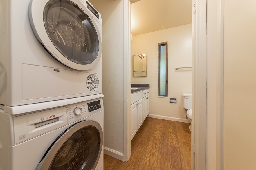 670 Tempe Ct, Pleasant Hill, CA à vendre - Photo de l’immeuble – Image 2 sur 7