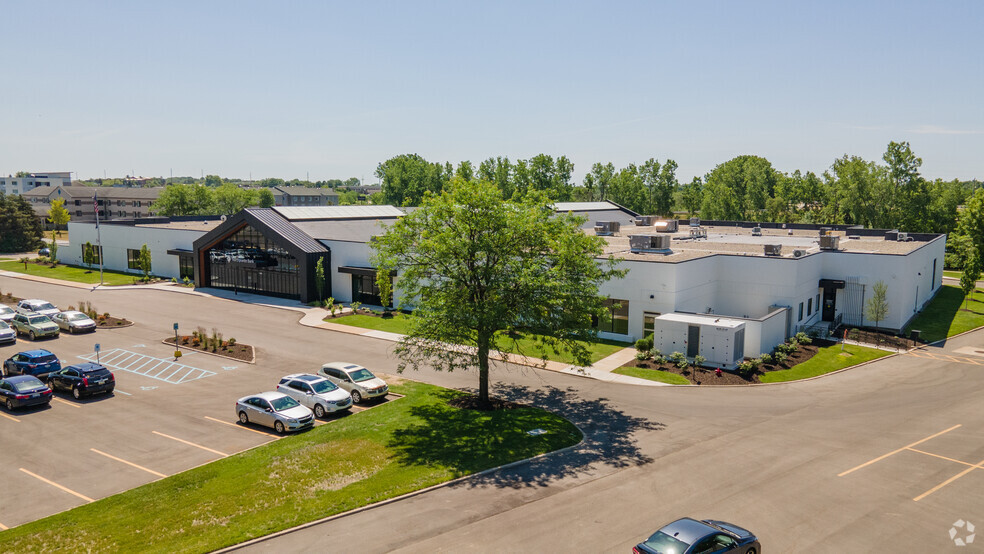 5303 28th Ct SE, Grand Rapids, MI à louer - Photo de l’immeuble – Image 3 sur 5