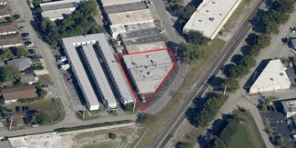 Plus de détails pour 1109-1111 NE 7 Avenue, Fort Lauderdale, FL - Industriel/Logistique à vendre