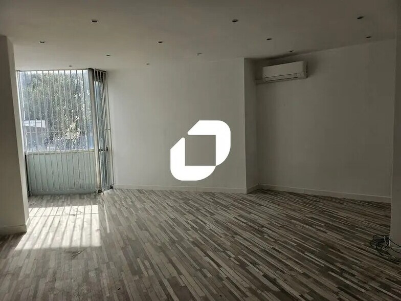 Bureau dans Saint-Jean-de-Védas à louer - Photo de l’immeuble – Image 3 sur 13