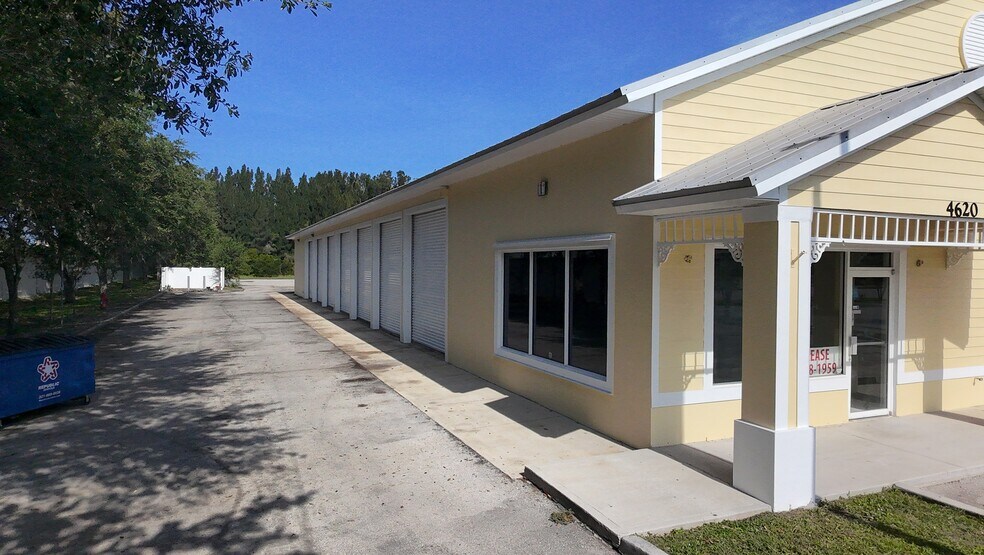 4620 NE Babcock St, Melbourne, FL à vendre - Photo de l’immeuble – Image 2 sur 9