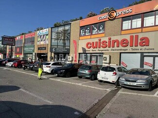 Plus de détails pour Local commercial à louer