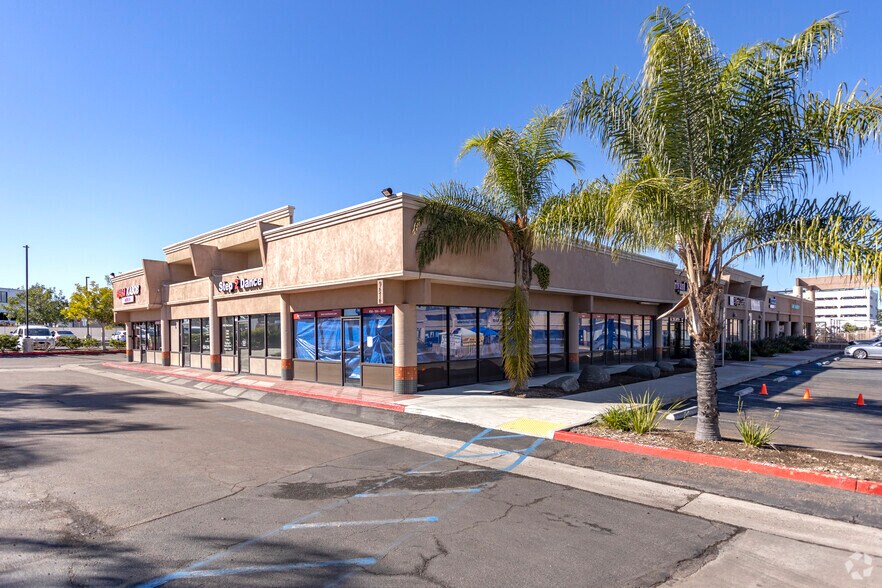 9474-9494 Black Mountain Rd, San Diego, CA à louer - Photo de l’immeuble – Image 2 sur 4