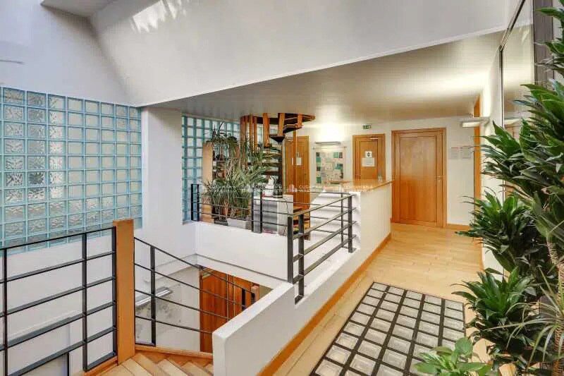 Bureau dans Levallois-Perret à louer - Photo de l’immeuble – Image 2 sur 12