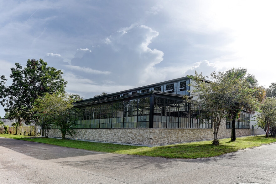 555 E 3rd St, Jacksonville, FL à louer - Photo de l’immeuble – Image 3 sur 27