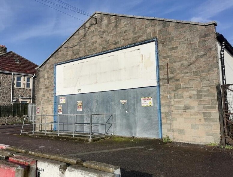 137-141 Locking Rd, Weston Super Mare à louer - Photo de l’immeuble – Image 2 sur 6