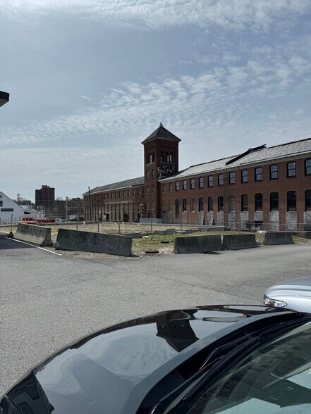 66 Branch Ave, Providence, RI à louer - Photo de l’immeuble – Image 2 sur 5