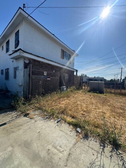 4036 W 111th St, Inglewood, CA à vendre - Photo de l’immeuble – Image 3 sur 17