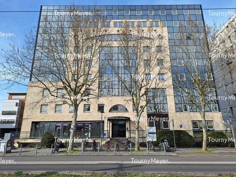 Bureau dans Bordeaux à louer - Photo de l’immeuble – Image 1 sur 3