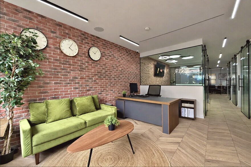989 Halsey St, Brooklyn, NY à vendre - Photo de l’immeuble – Image 3 sur 21