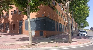 Plus de détails pour Calle Dehesa de Vicálvaro, 11, Madrid - Local commercial à louer