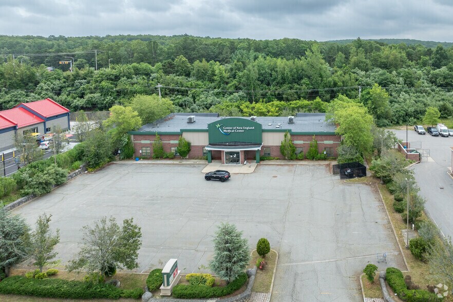 775 Centre Of New England Blvd, West Greenwich, RI à vendre - Photo principale – Image 1 sur 4