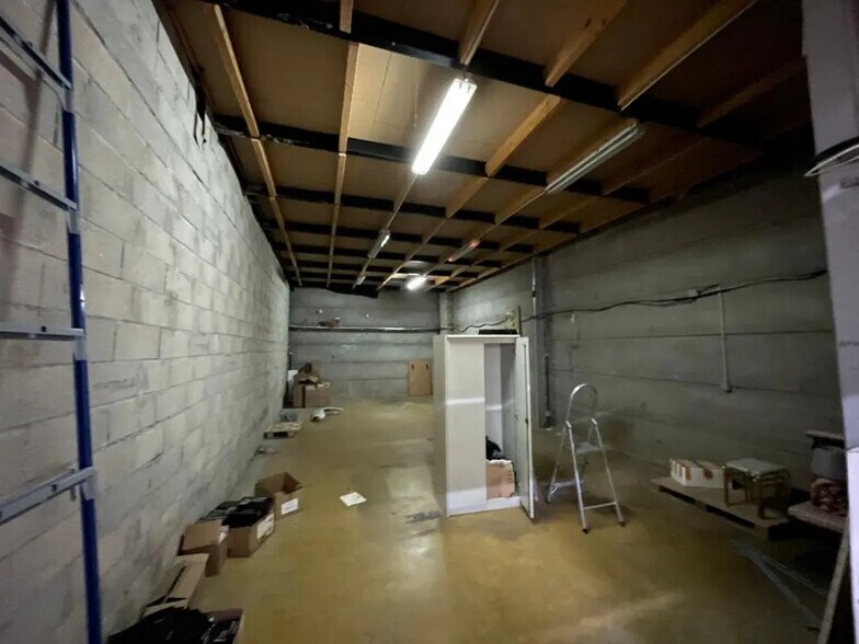 Bureau dans Villejuif à louer - Photo intérieure – Image 2 sur 8