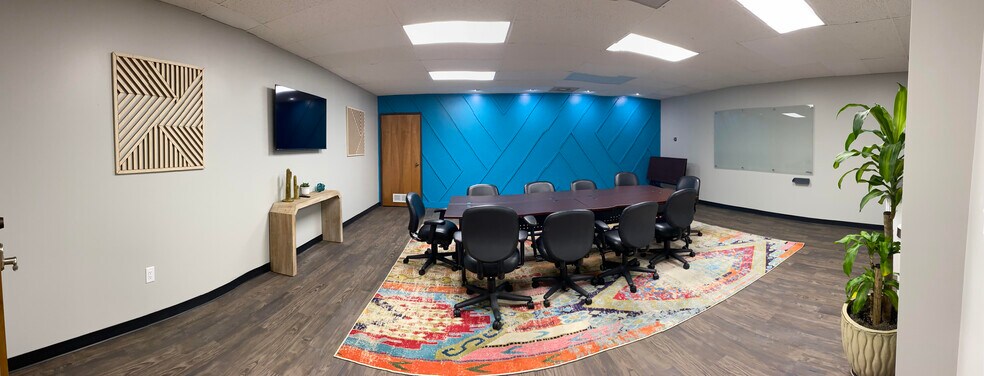 2080 N State Highway 360, Grand Prairie, TX à louer - Photo intérieure – Image 3 sur 12