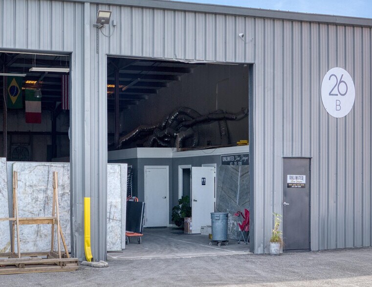 26-32 Kent Ave, Orlando, FL à louer - Photo de l’immeuble – Image 2 sur 10