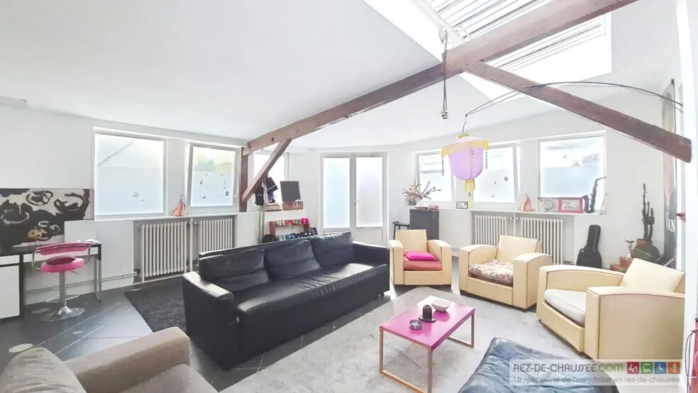 Bureau dans Paris à vendre - Photo de l’immeuble – Image 2 sur 15