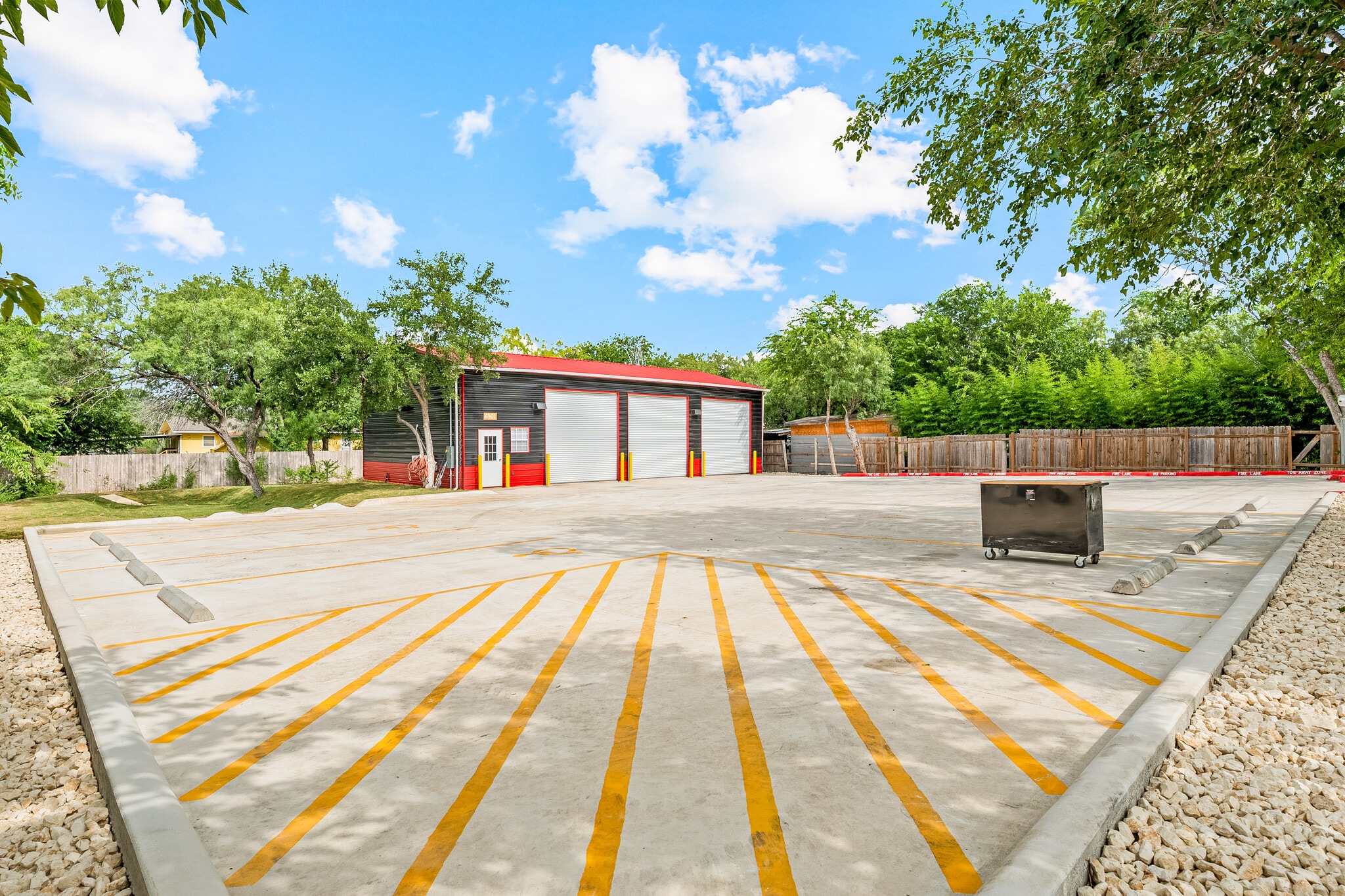 6901 Wt Montgomery, San Antonio, TX à louer Photo intérieure– Image 1 sur 14