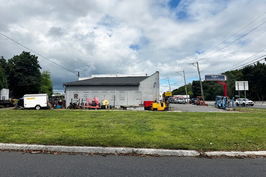965 Route 22, Phillipsburg, NJ à vendre - Photo de l’immeuble – Image 2 sur 6