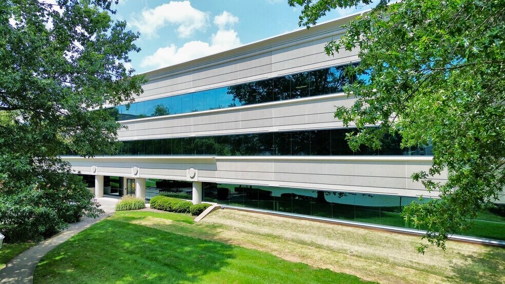 301 Laboratory Rd, Oak Ridge, TN à vendre - Photo de l’immeuble – Image 1 sur 13