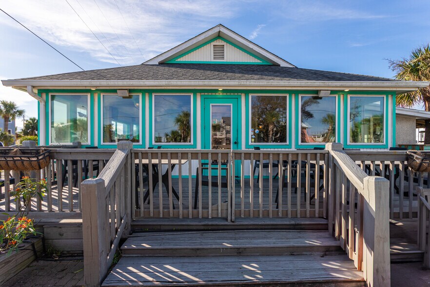 101 Lovell Ave, Tybee Island, GA à vendre - Photo de l’immeuble – Image 1 sur 21