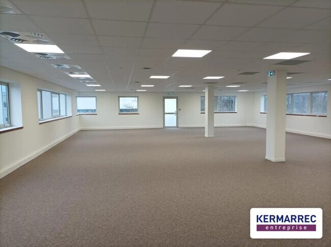 Plus de détails pour Bureau à vendre