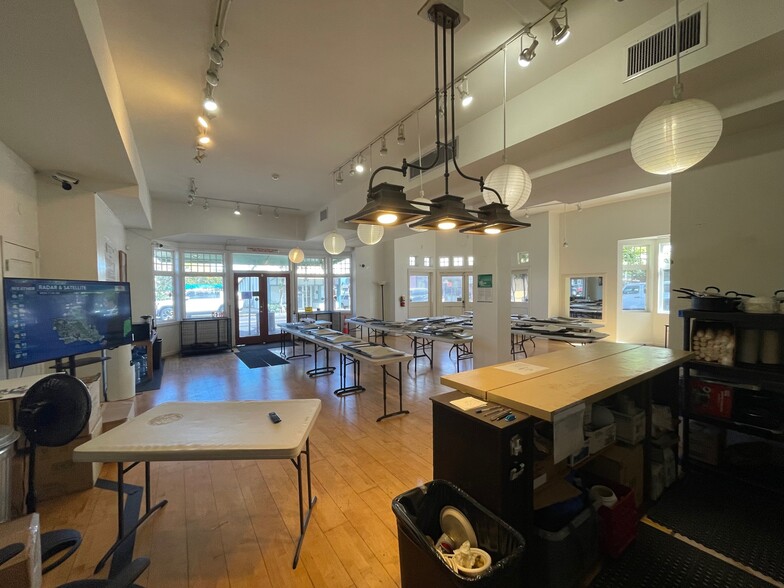 105 N Market St, Wailuku, HI à vendre - Photo de l’immeuble – Image 3 sur 5