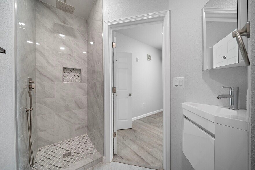 624 Ball, Galveston, TX à vendre - Photo de l’immeuble – Image 3 sur 6