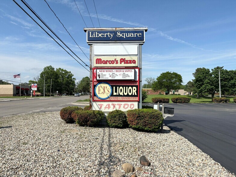 15248-15258 S Dixie Hwy, Monroe, MI à louer - Photo de l’immeuble – Image 2 sur 3