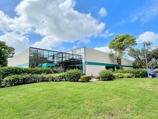 Plus de détails pour 2900 Horseshoe Dr S, Naples, FL - Industriel/Logistique à louer