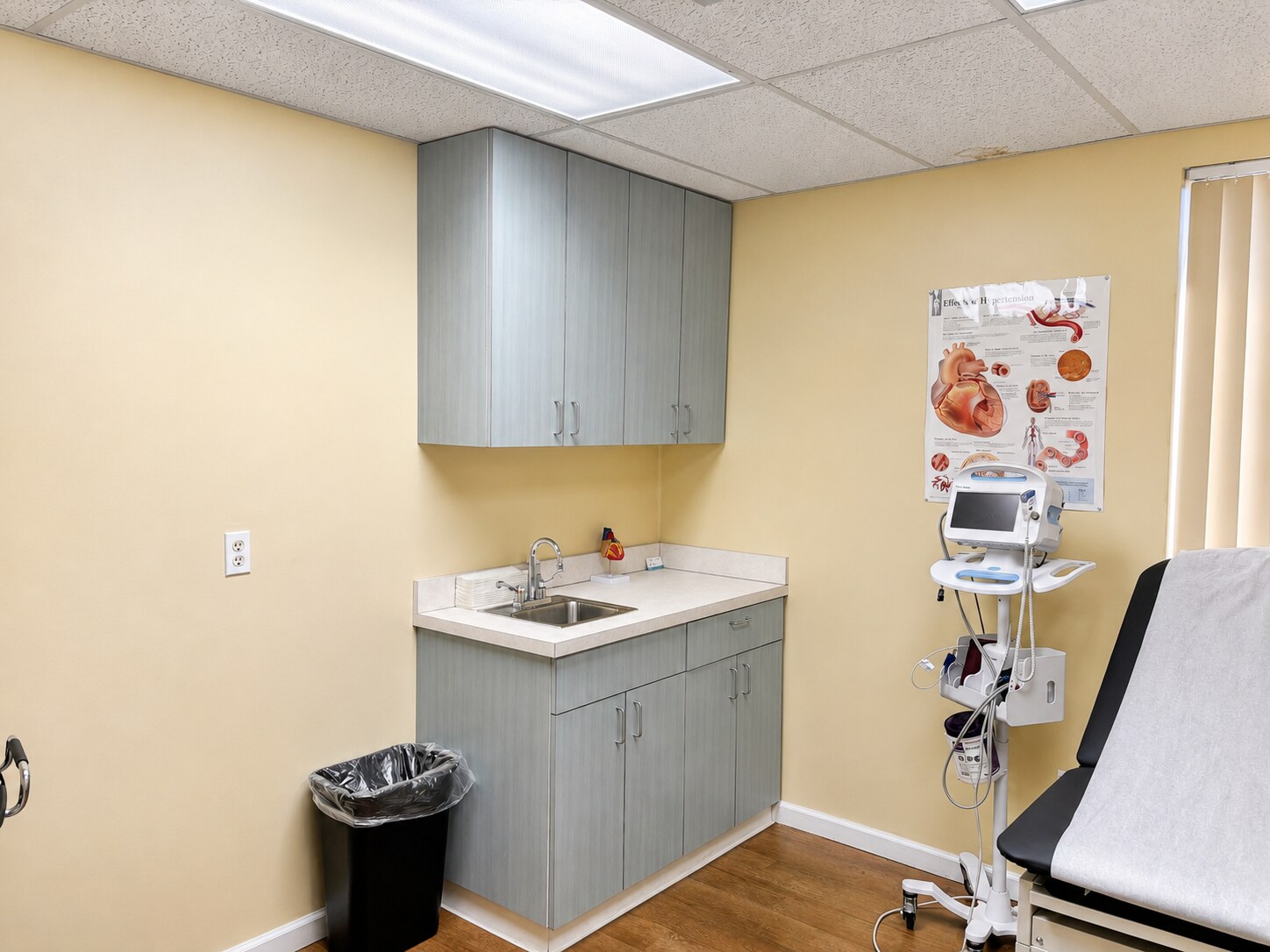 27 Hospital Ave, Danbury, CT à louer Photo intérieure– Image 1 sur 7