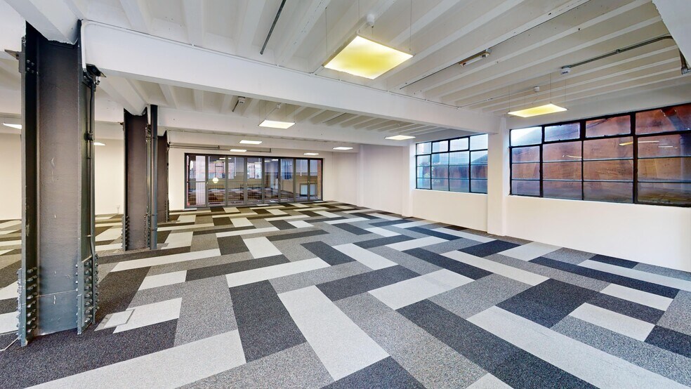 82 Wood St, Liverpool à louer - Photo de l’immeuble – Image 2 sur 8