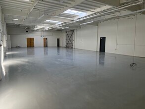 1625 Placentia Ave, Costa Mesa, CA à louer Photo intérieure– Image 2 sur 3