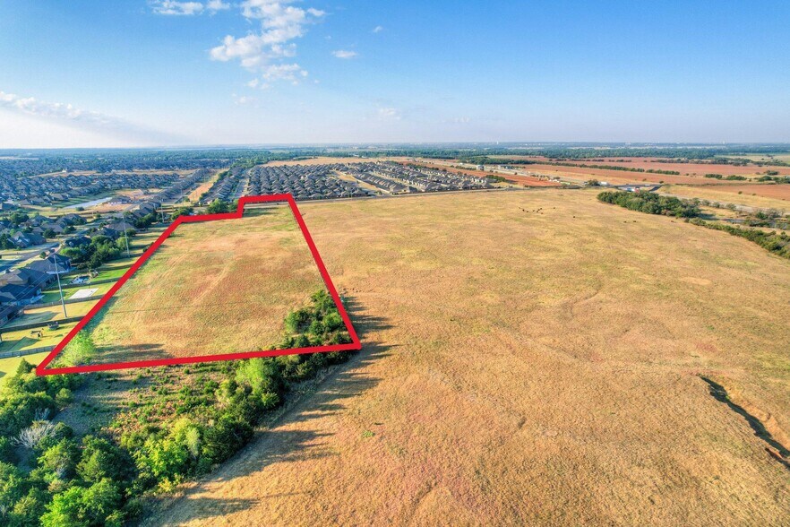 9407 W Britton Rd, Yukon, OK à vendre - Photo de l’immeuble – Image 3 sur 6