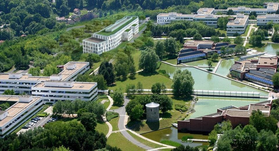 Bureau dans Cergy à vendre - Photo de l’immeuble – Image 1 sur 7