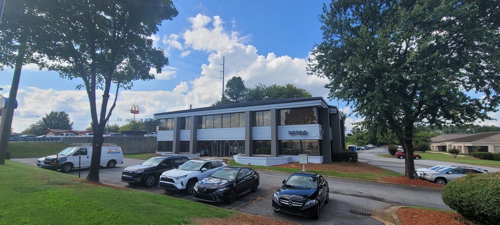 6139-6141 Oakbrook Pky, Norcross, GA à louer - Photo de l’immeuble – Image 1 sur 37