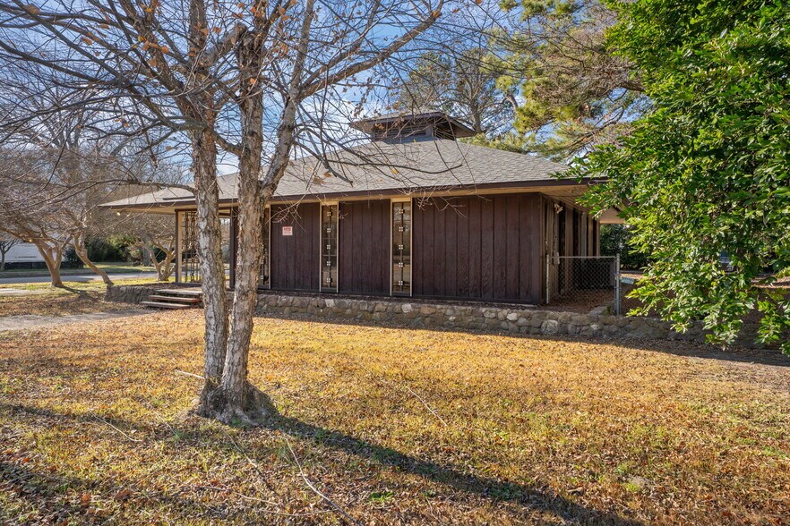 401 N James St, Goldsboro, NC à vendre - Photo de l’immeuble – Image 3 sur 29