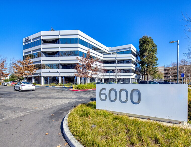 6000 Stoneridge Mall Rd, Pleasanton, CA à louer - Photo de l’immeuble – Image 1 sur 13