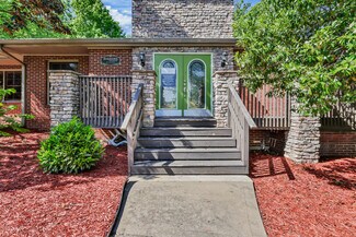 Plus de détails pour 1543 Madison St, Clarksville, TN - Spécialisé à vendre