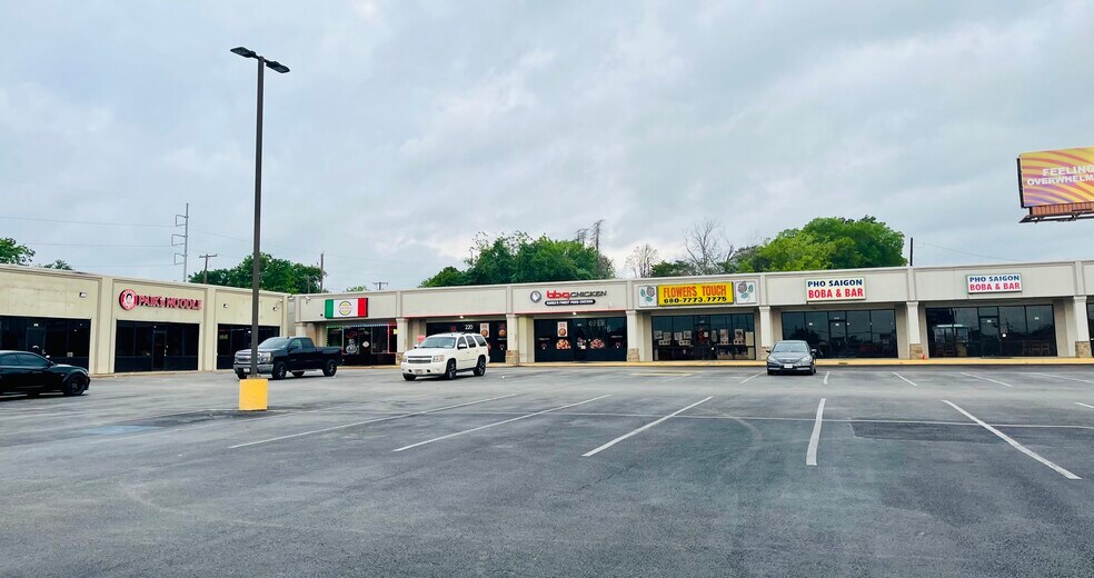 710 W Rancier Ave, Killeen, TX à louer - Photo de l’immeuble – Image 2 sur 5