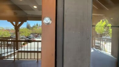 28200 Hwy 189, Lake Arrowhead, CA à louer - Vidéo sur l’annonce professionnelle