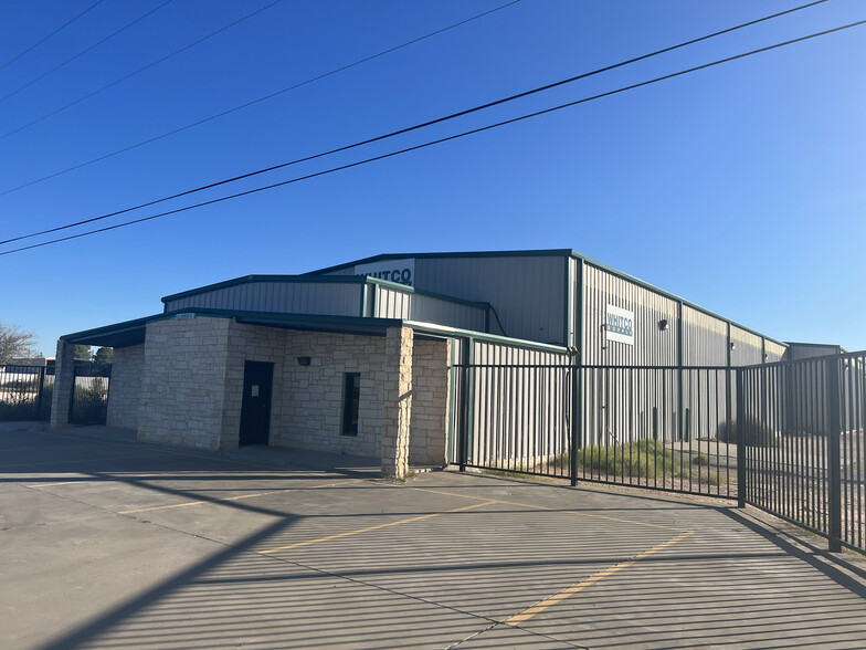 4320 Johnson Rd, Odessa, TX à louer - Photo principale – Image 1 sur 15